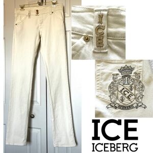 Rare Find! ICE Iceberg Off-White Straight Leg Jeans with Embellishments Size 27